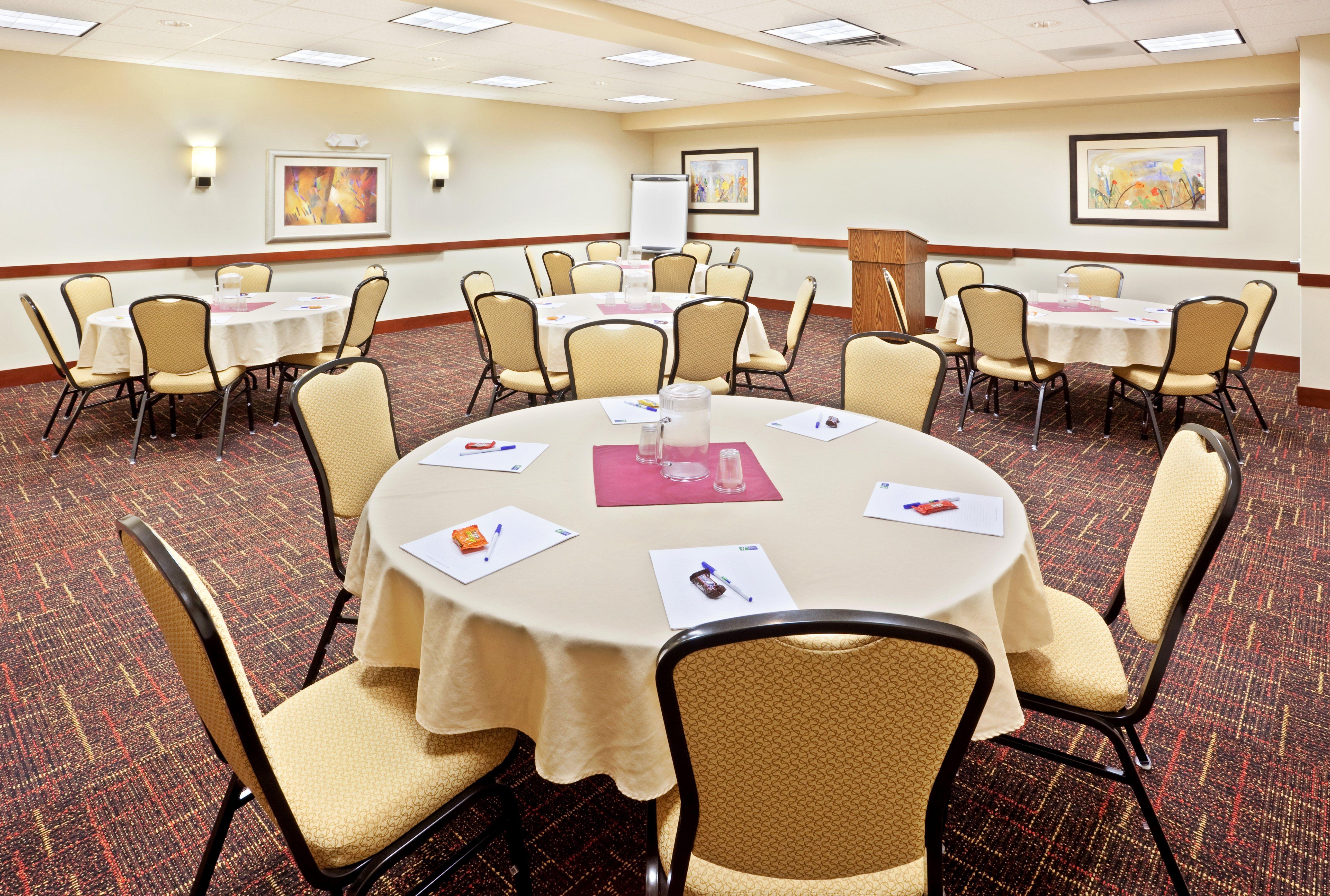 Holiday Inn Express Hotel & Suites Chehalis - Centralia By Ihg Exterior photo